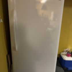 Kenmore Upright Freezer 