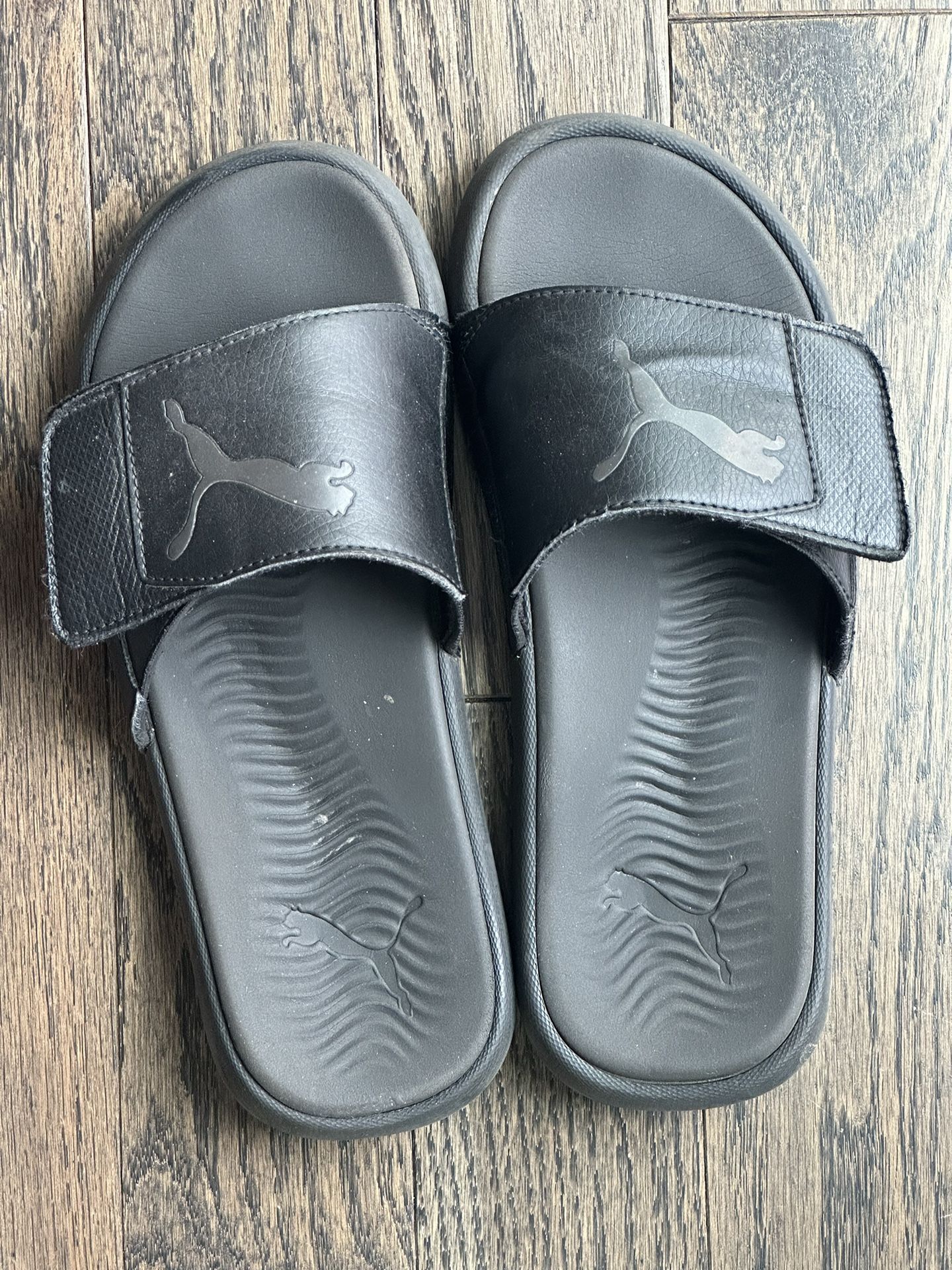 Puma Black Flip Flops Sports Size. 8