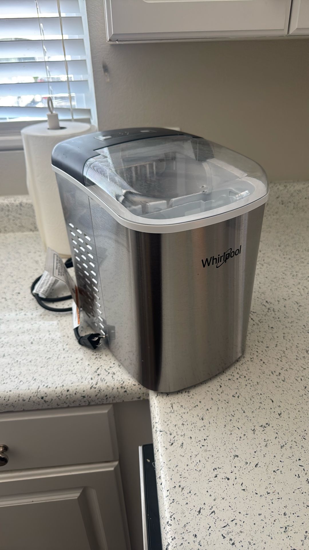 Whirlpool Ice Maker