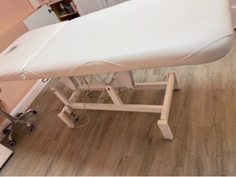 Massage/ esthetician table