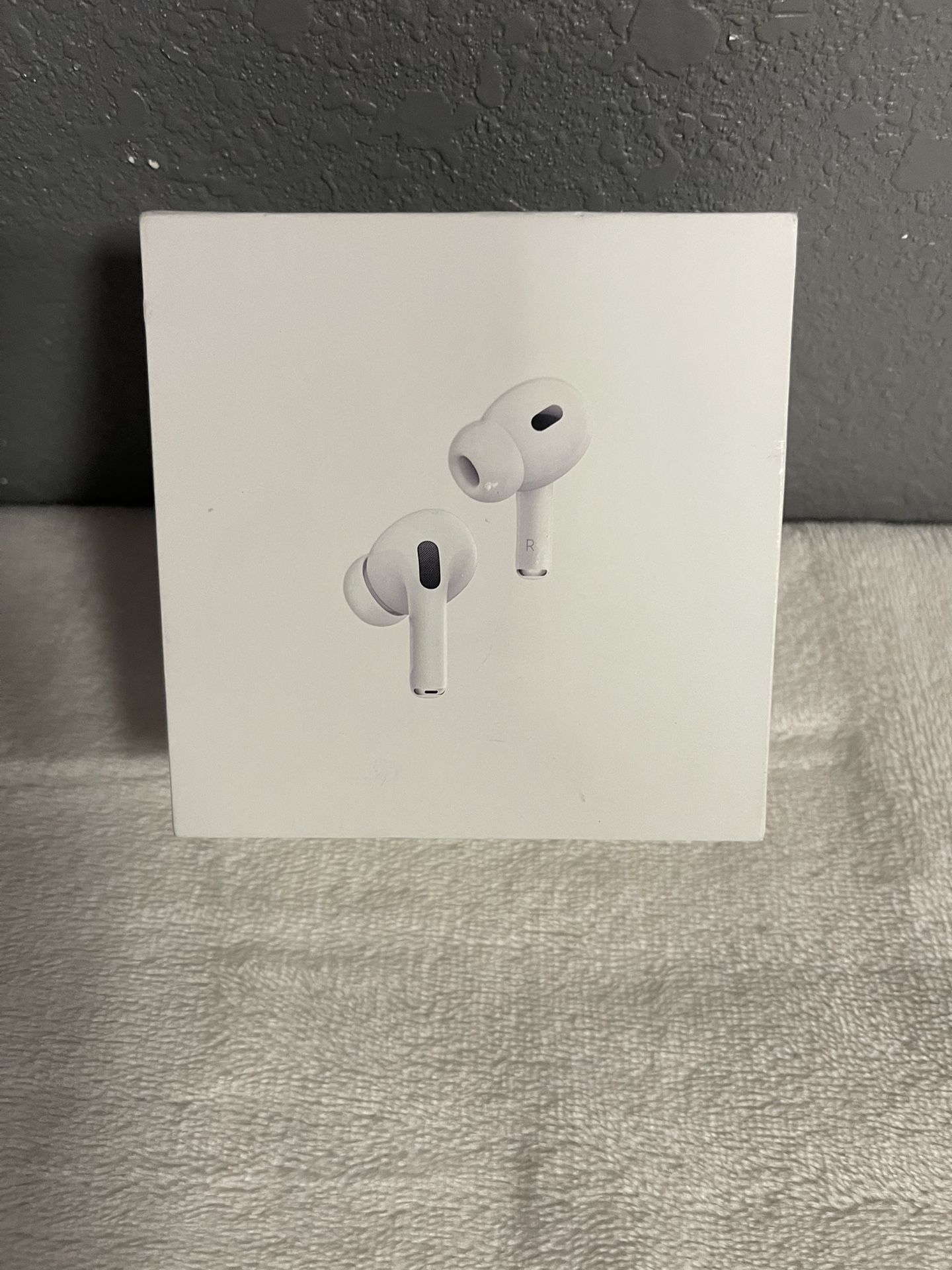 AirPods Pro (2nd generation) with MagSafe Case (USB‑C)