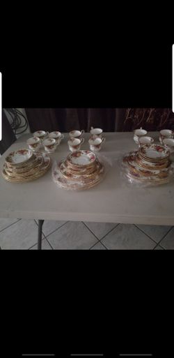 60 pieces country rose dishes for 12 people