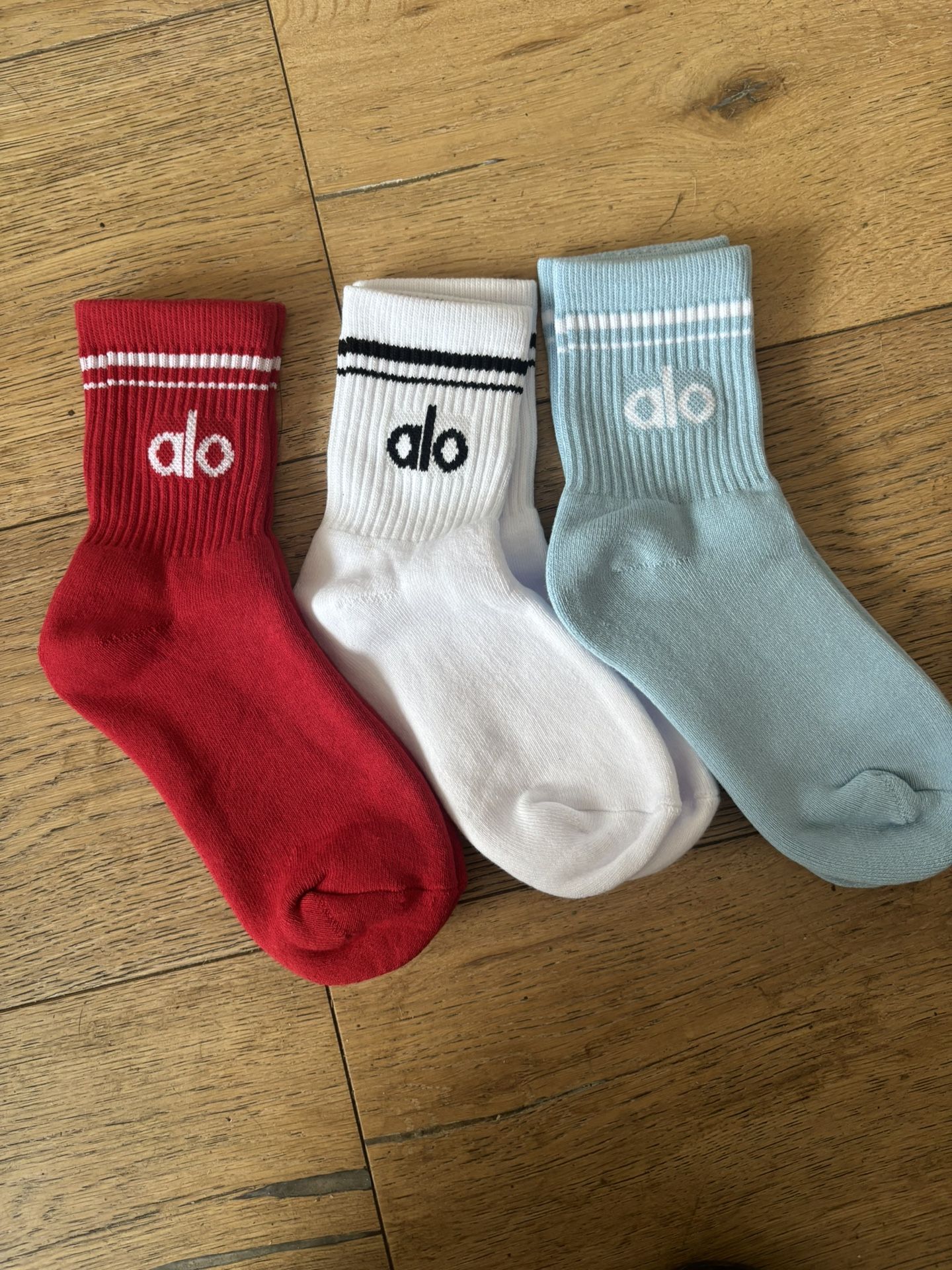 Alo Yoga Unisex Throwback Half Crew Socks 4th Of July Festive Fourth