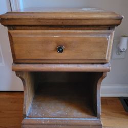 Nightstand/Cabinet 