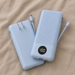 Brand New VRURC 10000mAh Portable Charger – Blue