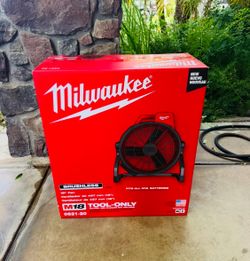 Milwaukee M18 Brushless Cordless Hybrid 18 in. Variable Speed Fan (Tool Only) New