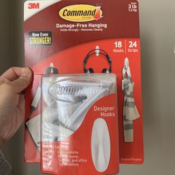 3M COMMAND DAMAGE FREE HANGING HOOKS(WHITE 18 HOOKS/24 STRIPS)