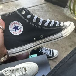 Hightop Converse All Star $30