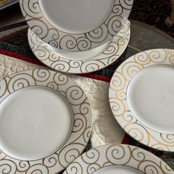 Pier One Plates