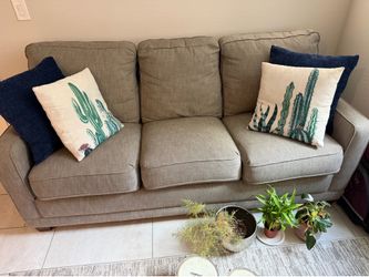 La-Z-Boy sofa sleeper with inflatable mattress inside