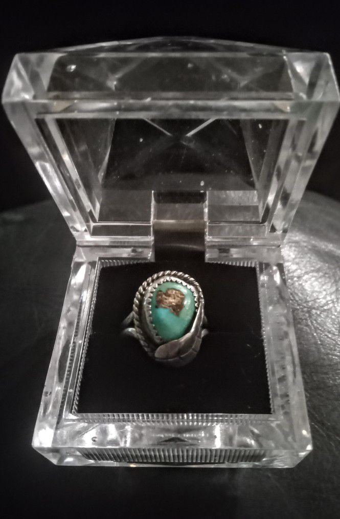 BEAUTIFUL VINTAGE HAND MADE STERLING SILVER WITH TURQUOISE STONE PINKY RING 