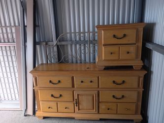 Bedroom set queen size frame
