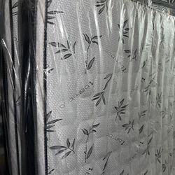 🌟🌙💤🛏Mattress Pillow Top 12" Inches💤🌙
💥All sizes
💢Excellentn Mattress Quality
🚛📍Delivery available ✔
💯Warranty 
🔷️Queen $199
🟧Full $179
🟢
