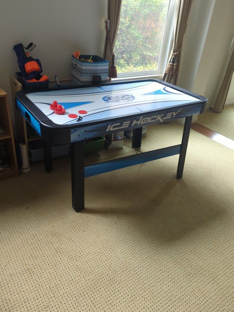 Ice Hockey Table Free - !Pending Pickup!