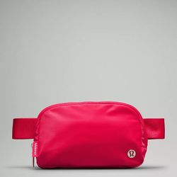 Lululemon Everywhere Belt Bag 1L Cherry Mist