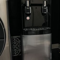 Water Dispenser