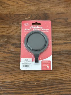 Holiday Magnet Hanger