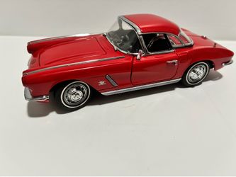 3 Danbury Mint models