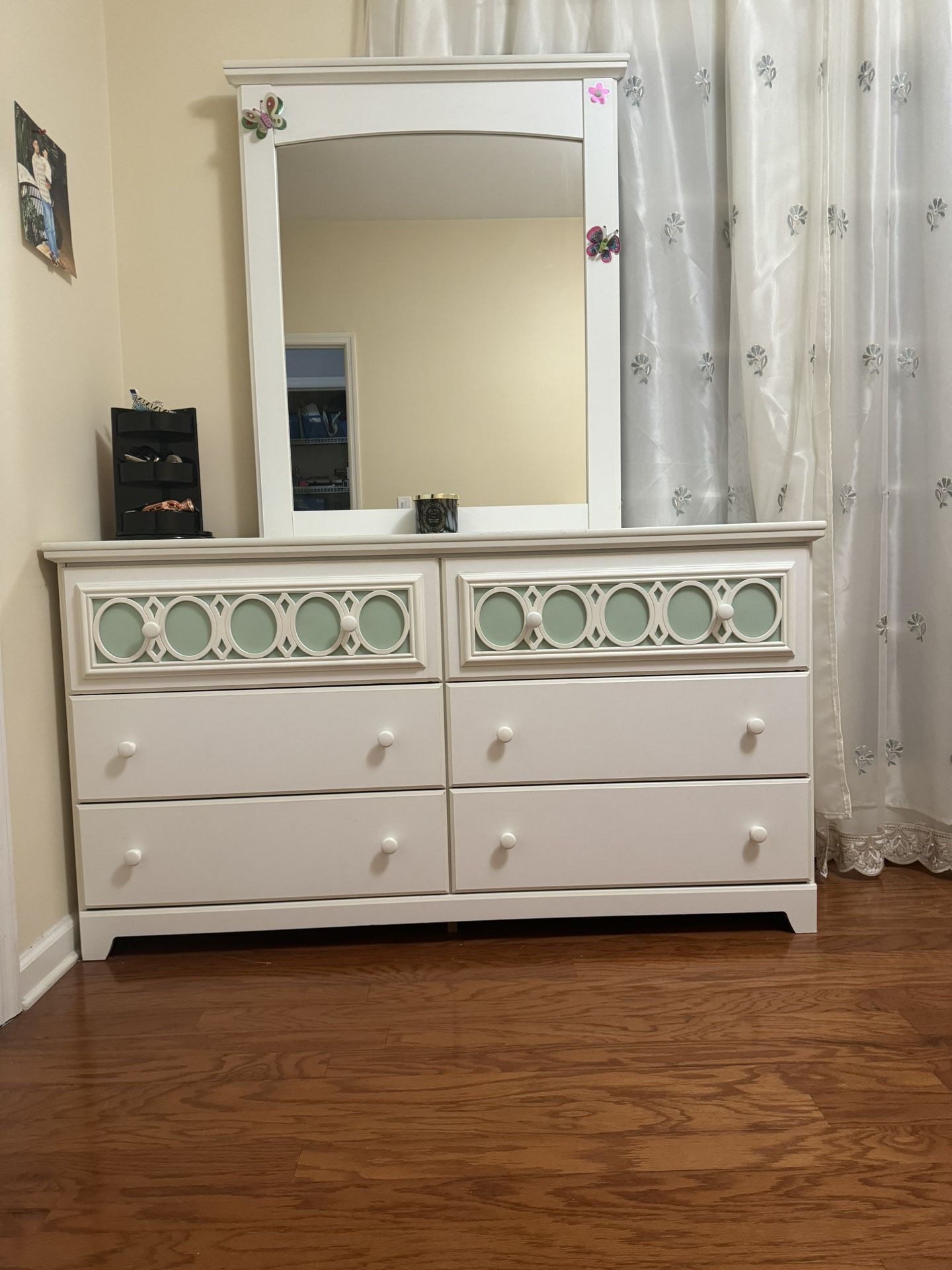 bedroom set