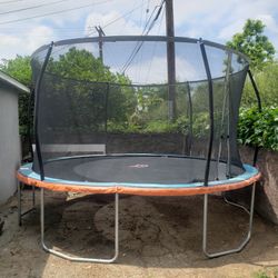 Trampoline 14' Round