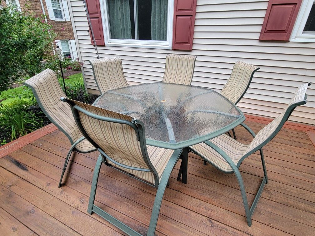 6 Person Patio Dining Set