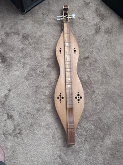 FOR SALE: 1982 Blue Lion Style II Mountain Dulcimer – Birdseye Maple – Hand Built