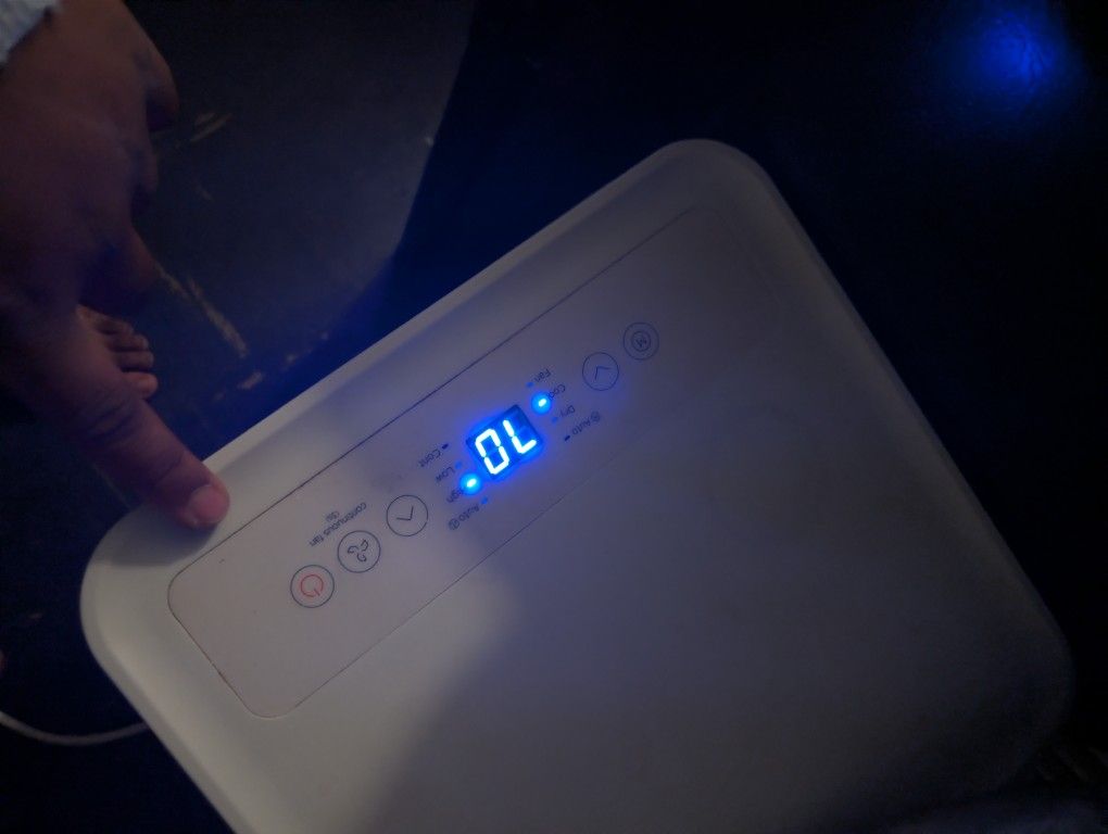 Midea AC Unit NEED GONE ASAP