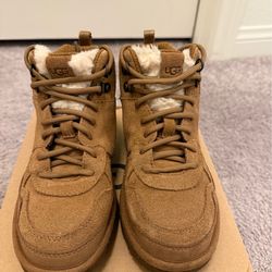 Kids Ugg Boots - Size 1