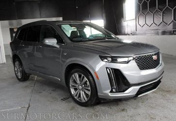 2025 Cadillac XT6