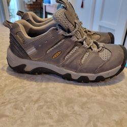 KEEN KOVEN HIKING TRAIL WATER PROOF WOMENS SHOES
 SIZE 6.5