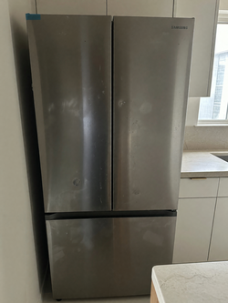 2018 Samsung French Door Refrigerator – Good Condition, 20 cu ft – Dallas, TX
