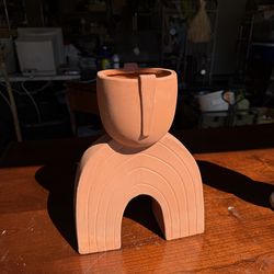 Jacinto Sculptural Planter / Modern Terracotta Pot