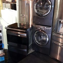 Blow Out Sale Store Full Of Nice Like Brand New Washer Dryer Fridge Stove Oven Stackable Free Warranty Free Financing Available 90day TO Pay 