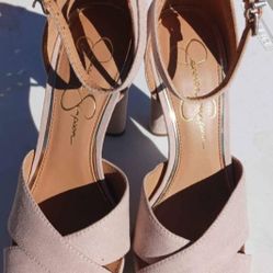 Pretty Tanish Heels Size 7