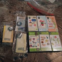 Lot Of 9 Cricut Cartridge Bundle