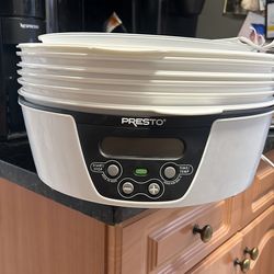 Presto Food Dehydrator 6 trays