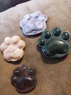Crystal Paw Pieces