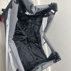 Hikidspace Foldable Pack and Play Multifunctional Toddler Bedside Crib