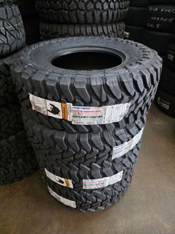 35x12.50R17  Toyo MT Open Country tires