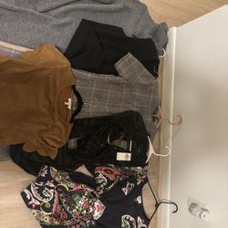 30 Dresses Size S  Free To Single Mom  Or Elder In Need 