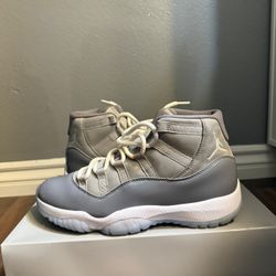 jordan 11 retro cool grey 9.5 