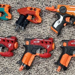 6 NERF Toy Dart Guns