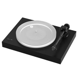 Pro-Ject X2 turnable with Sumiko Moonstone