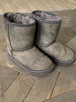 Toddler Uggs