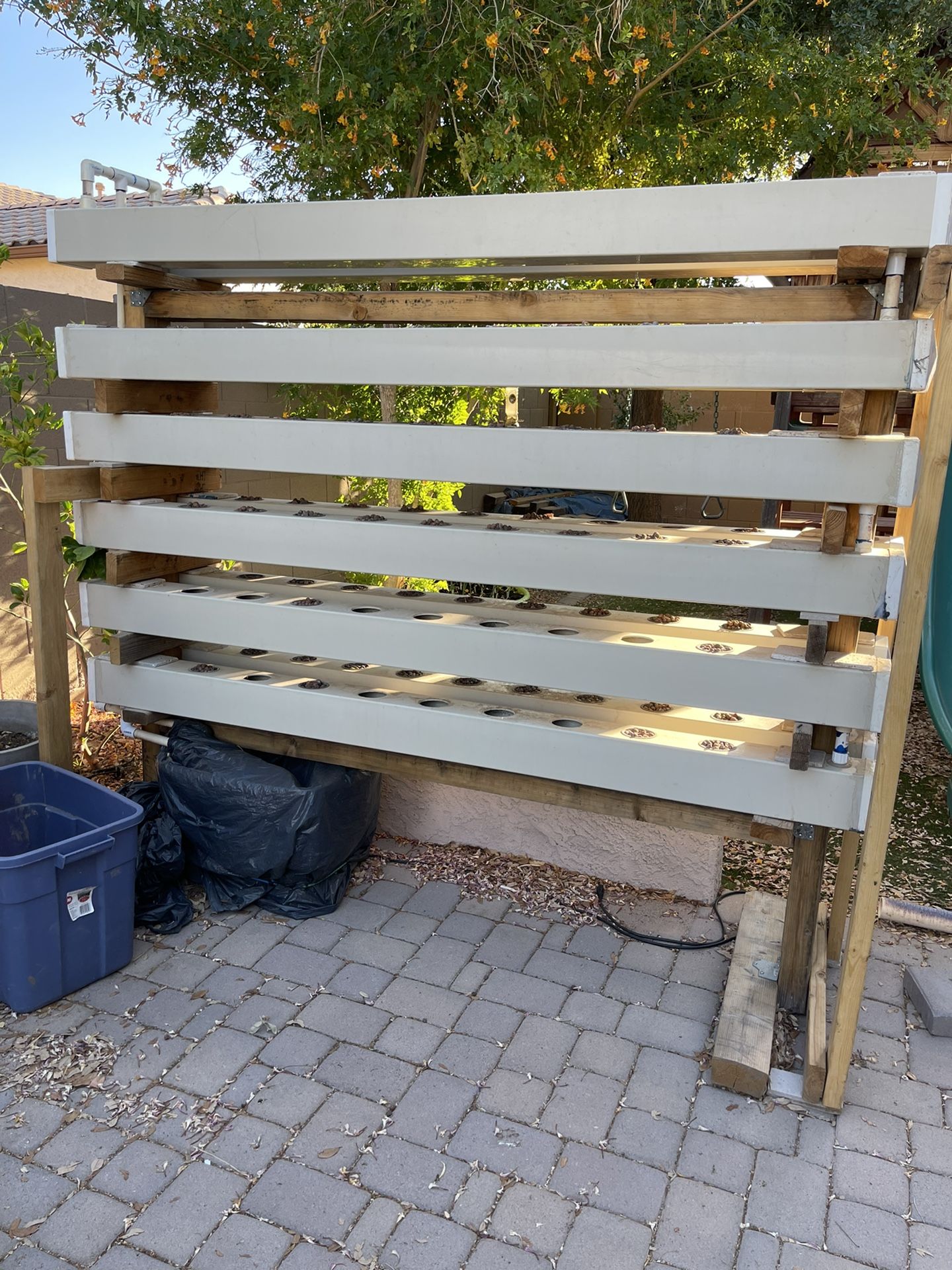 Hydroponic Grow System