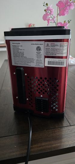 Frigidaire Ice Maker