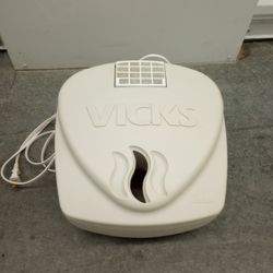 Vicks Cool Mist Humidifier White 11x11 Inch
