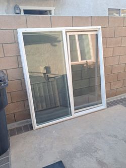 New vinyl window