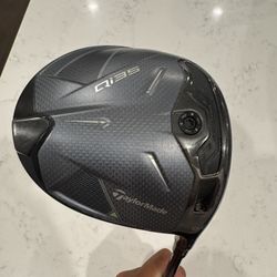 TaylorMade Qi35 - 9 Driver - Diamana 50 S Shaft (RH)