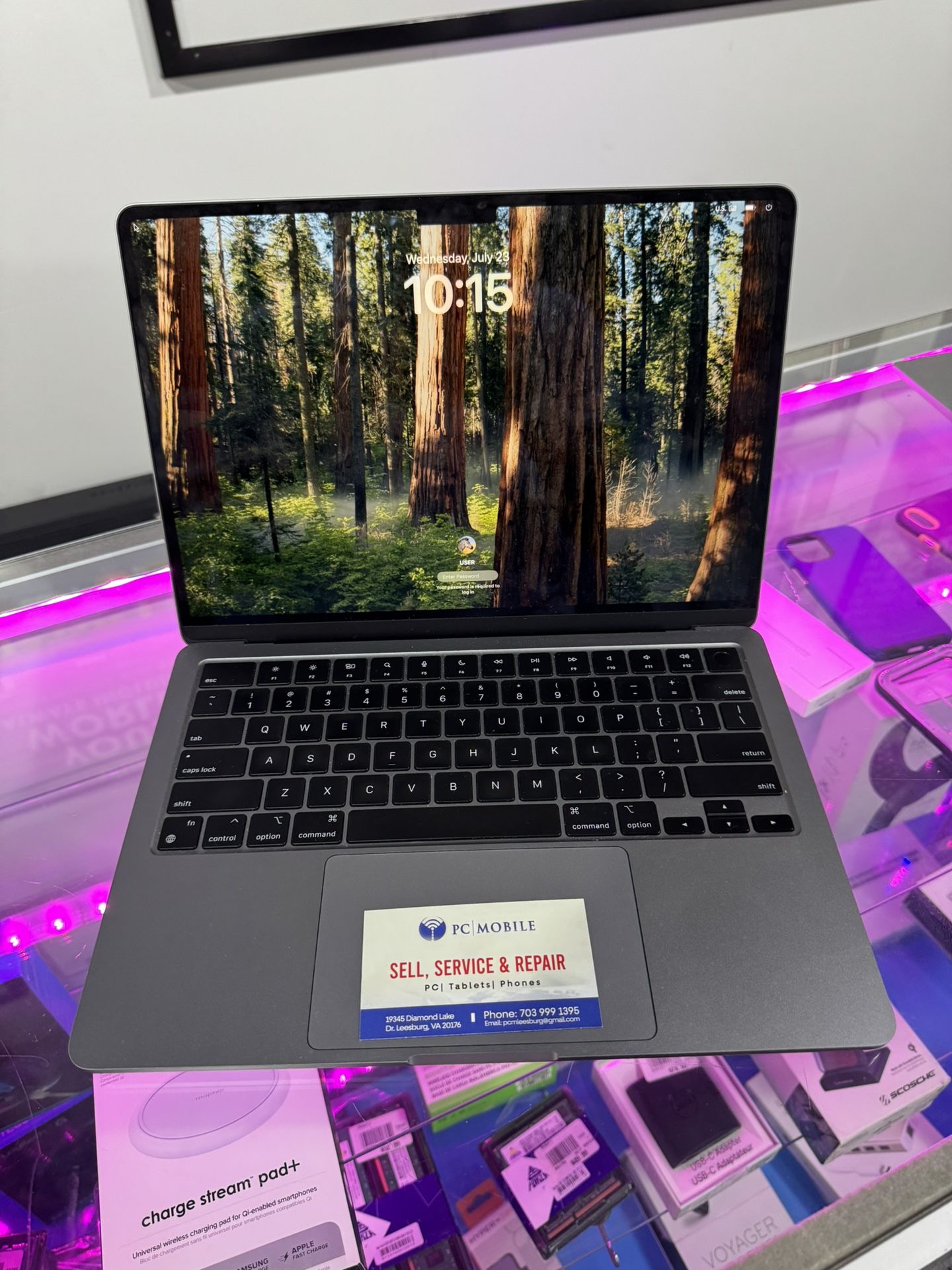 Apple MacBook Air M2 2022 16gb Ram 256 SSD